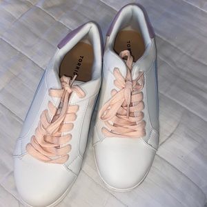Size 11W Torrid Sneakers